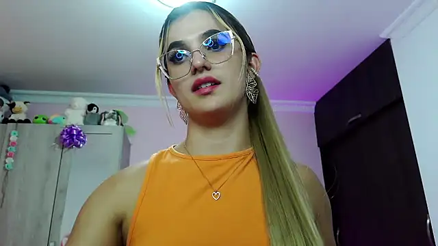 caroline jonson online show from 03-14-25, 09:21