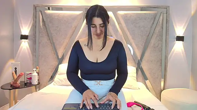 Danna 777  online show from 09-11-25, 09:37