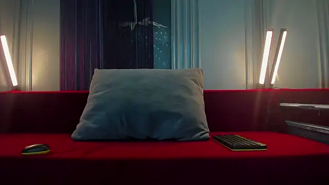 Whitney Svonn online show from 03-04-25, 04:38