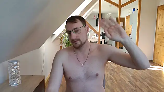 Snapshot of Relsxboy chatting on 03-11-25, 05:46 Relsxboy online show from 03-11-25, 05:46