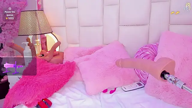 SenniaBella online show from 01-17-25, 05:08