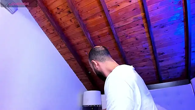 Tom Bailey online show from 02-01-26, 12:48