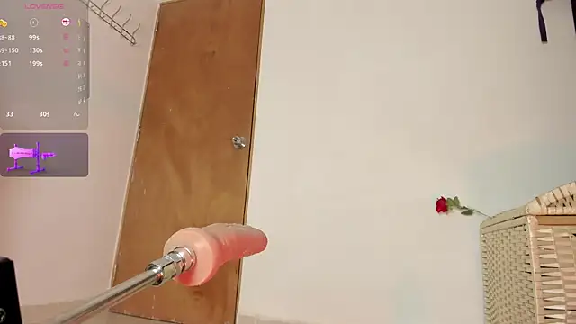 AllisonRoberts  online show from 11-06-25, 11:33