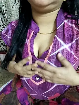 cuteyqueen online show from 04-06-26, 02:53