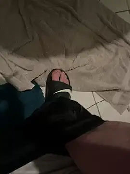 Snapshot of Kemenyfasz93 chatting on 01-15-25, 03:00 Kemenyfasz93 online show from 01-15-25, 03:00