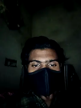 Snapshot of Yasha_14C_Creator chatting on 10-30-25, 08:49 Yasha 14C Creator online show from 10-30-25, 08:49