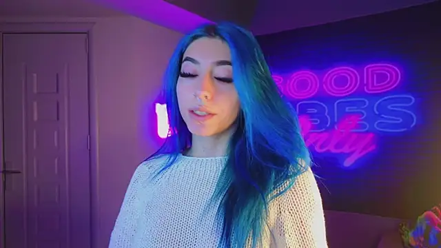 AriaVoss online show from 12-21-24, 08:54