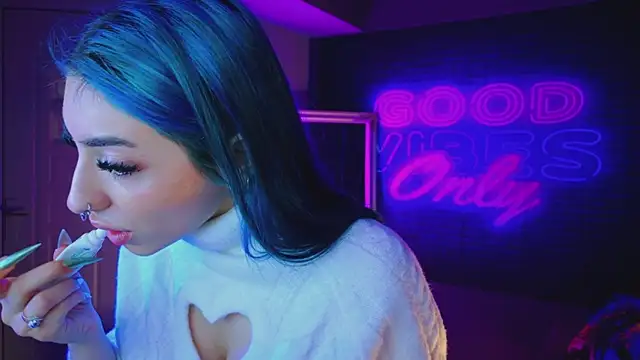 AriaVoss online show from 12-27-24, 08:39