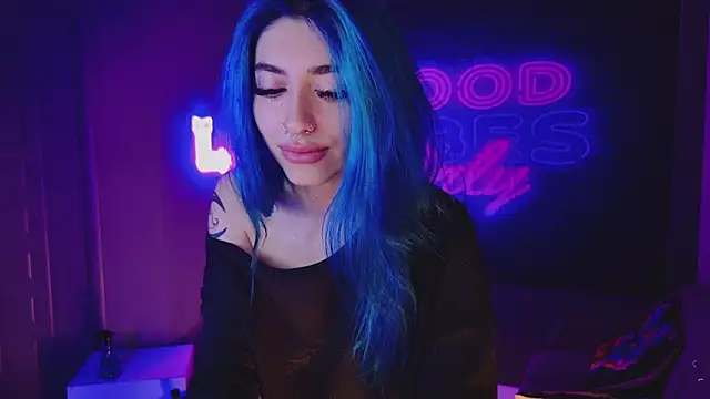 AriaVoss online show from 02-07-25, 02:40