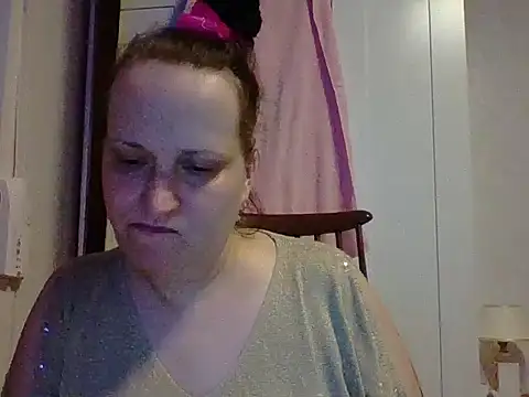  squirty cum lady  online show from 02-25-25, 04:42