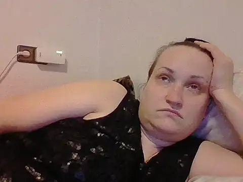  squirty cum lady  online show from 03-04-25, 09:54