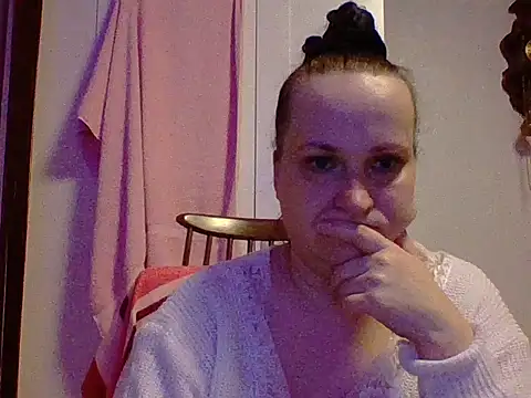  squirty cum lady  online show from 03-11-25, 09:04