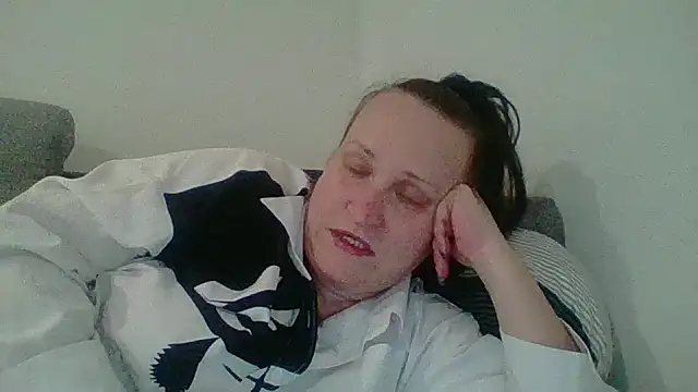  squirty cum lady  online show from 11-22-25, 06:51