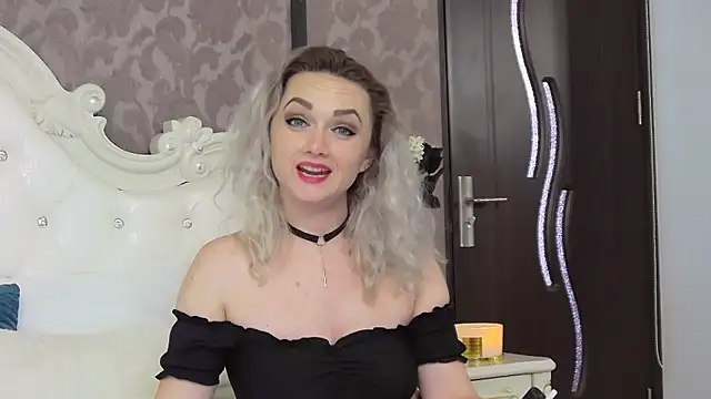 EllianaReese online show from 02-12-25, 11:40