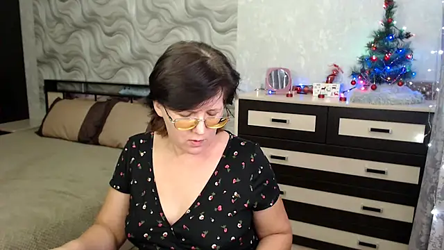 Snapshot of VitaCharm chatting on 01-03-25, 09:36 VitaCharm online show from 01-03-25, 09:36