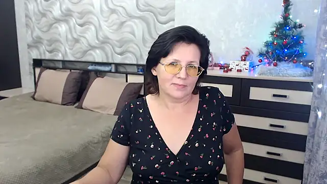 Snapshot of VitaCharm chatting on 01-13-25, 03:26 VitaCharm online show from 01-13-25, 03:26