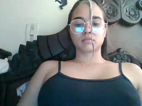 trianabell online show from 01-21-25, 05:51