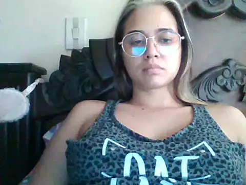 trianabell online show from 01-29-25, 06:07