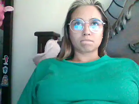 trianabell online show from 02-11-25, 07:48