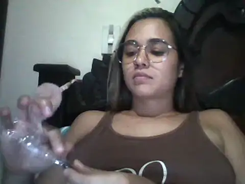 trianabell online show from 03-20-25, 01:24