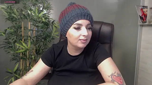 BustyAllyy online show from 02-12-25, 09:22