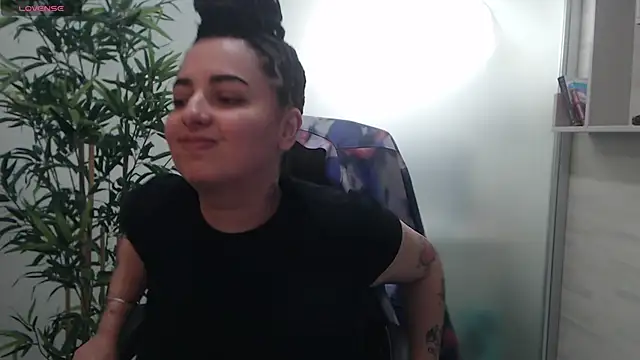 BustyAllyy online show from 09-29-25, 03:28