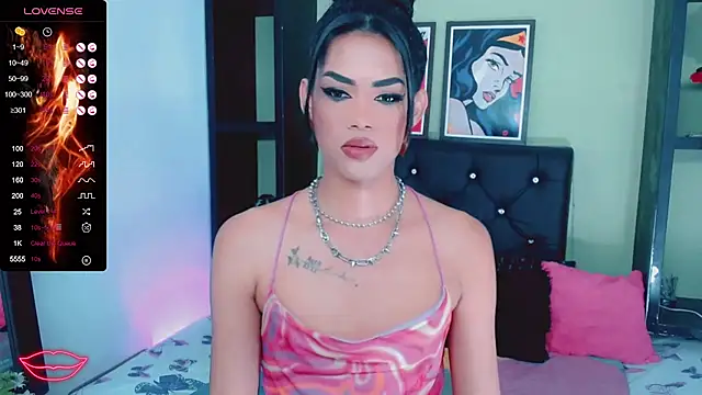 Snapshot of Amanda_bigx chatting on 02-25-25, 05:41 Amanda bigx online show from 02-25-25, 05:41