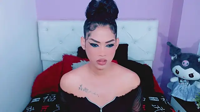 Snapshot of Amanda_bigx chatting on 09-22-25, 06:37 Amanda bigx online show from 09-22-25, 06:37