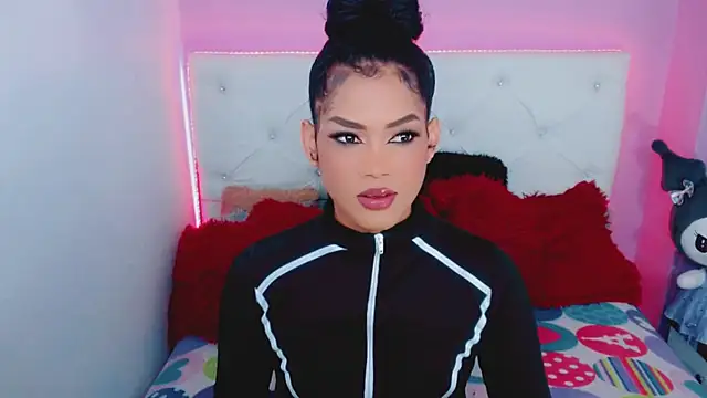 Snapshot of Amanda_bigx chatting on 10-11-25, 05:28 Amanda bigx online show from 10-11-25, 05:28