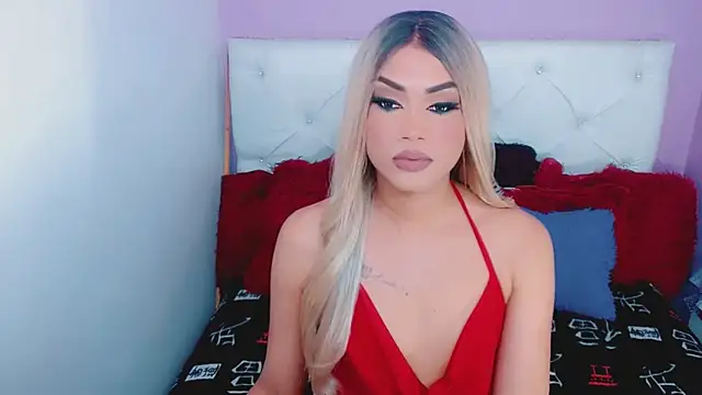 Snapshot of Amanda_bigx chatting on 11-01-25, 04:14 Amanda bigx online show from 11-01-25, 04:14