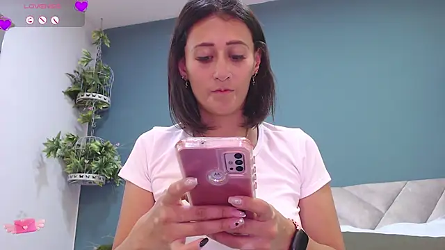 SharisWillian online show from 02-08-25, 03:08