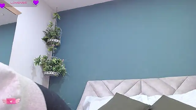 SharisWillian online show from 02-14-25, 02:18