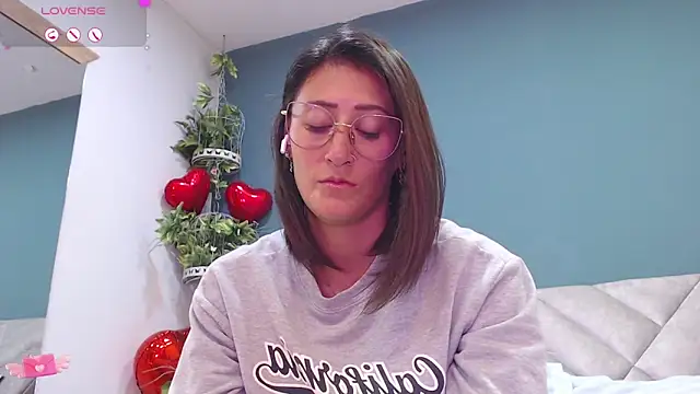 SharisWillian online show from 03-13-25, 07:09