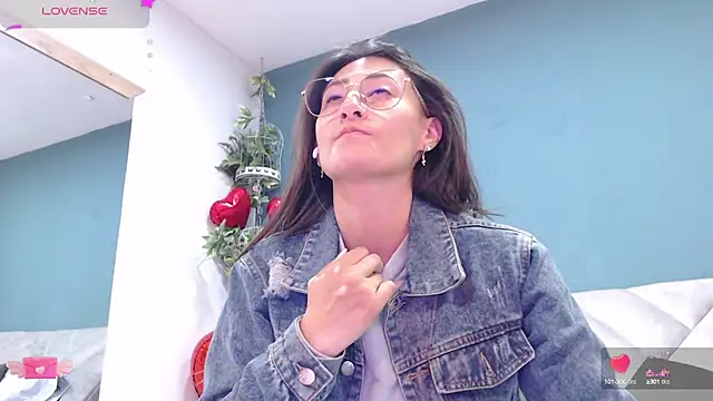 SharisWillian online show from 03-22-25, 04:03