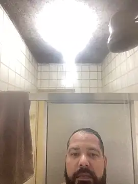 Snapshot of baruel-10 chatting on 02-18-25, 01:43 baruel-10 online show from 02-18-25, 01:43