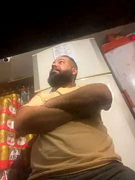 Snapshot of baruel-10 chatting on 10-28-25, 09:06 baruel-10 online show from 10-28-25, 09:06