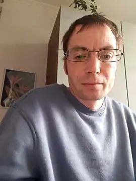 Snapshot of Schnubby1 chatting on 01-23-25, 12:52 Schnubby1 online show from 01-23-25, 12:52