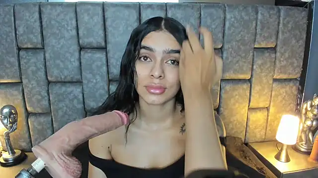 Snapshot of Foxy_Assh_ chatting on 02-16-25, 11:38 Foxy Assh online show from 02-16-25, 11:38