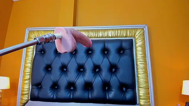 Snapshot of Foxy_Assh_ chatting on 03-22-25, 11:32 Foxy Assh online show from 03-22-25, 11:32