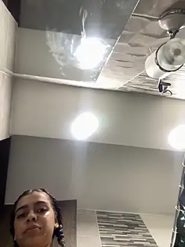 Snapshot of Foxy_Assh_ chatting on 09-29-25, 03:44 Foxy Assh online show from 09-29-25, 03:44