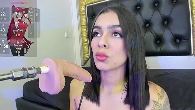 Snapshot of Foxy_Assh_ chatting on 11-21-25, 04:44 Foxy Assh online show from 11-21-25, 04:44