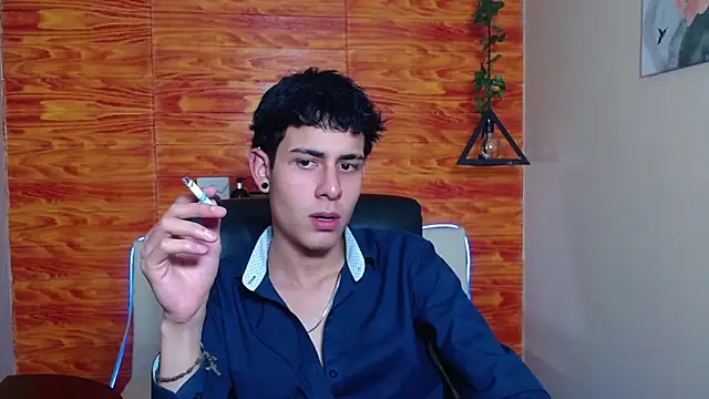 Snapshot of Bastiaan_28 chatting on 01-19-25, 07:25 Bastiaan 28 online show from 01-19-25, 07:25