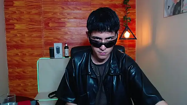 Snapshot of Bastiaan_28 chatting on 01-22-25, 07:03 Bastiaan 28 online show from 01-22-25, 07:03