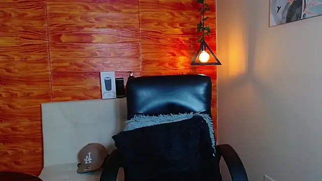 Snapshot of Bastiaan_28 chatting on 02-01-25, 02:58 Bastiaan 28 online show from 02-01-25, 02:58