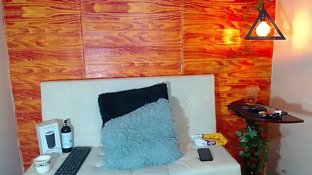 Snapshot of Bastiaan_28 chatting on 03-07-25, 06:46 Bastiaan 28 online show from 03-07-25, 06:46