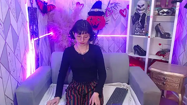charlottemoonxz online show from 10-21-25, 04:19