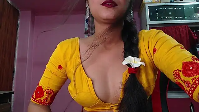 Snapshot of Angel_Alison_ chatting on 12-17-24, 07:04 Angel Alison  online show from 12-17-24, 07:04