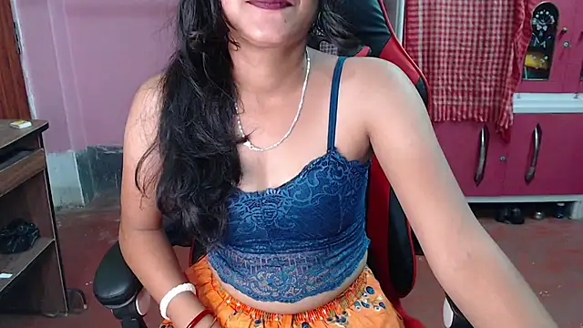 Snapshot of Angel_Alison_ chatting on 02-21-25, 09:43 Angel Alison  online show from 02-21-25, 09:43