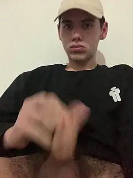 Snapshot of daniflow21729 chatting on 12-17-24, 02:00 daniflow21729 online show from 12-17-24, 02:00