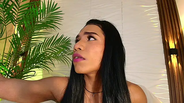 Snapshot of kimberly_Gonzalez1 chatting on 10-14-25, 03:51 kimberly Gonzalez1 online show from 10-14-25, 03:51